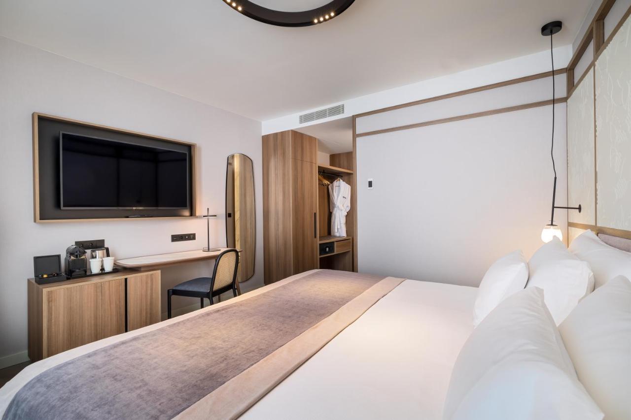 Готель Barcelo Funchal Oldtown Екстер'єр фото A room at the hotel
